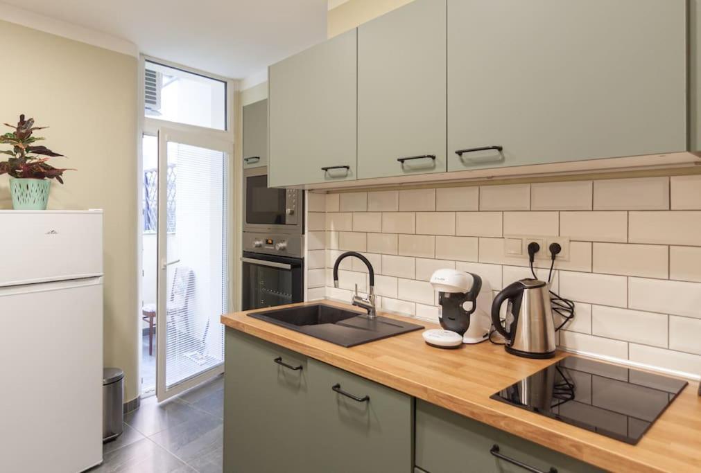 Vysoka Apartman Emf/Stp Bratislava Exterior foto